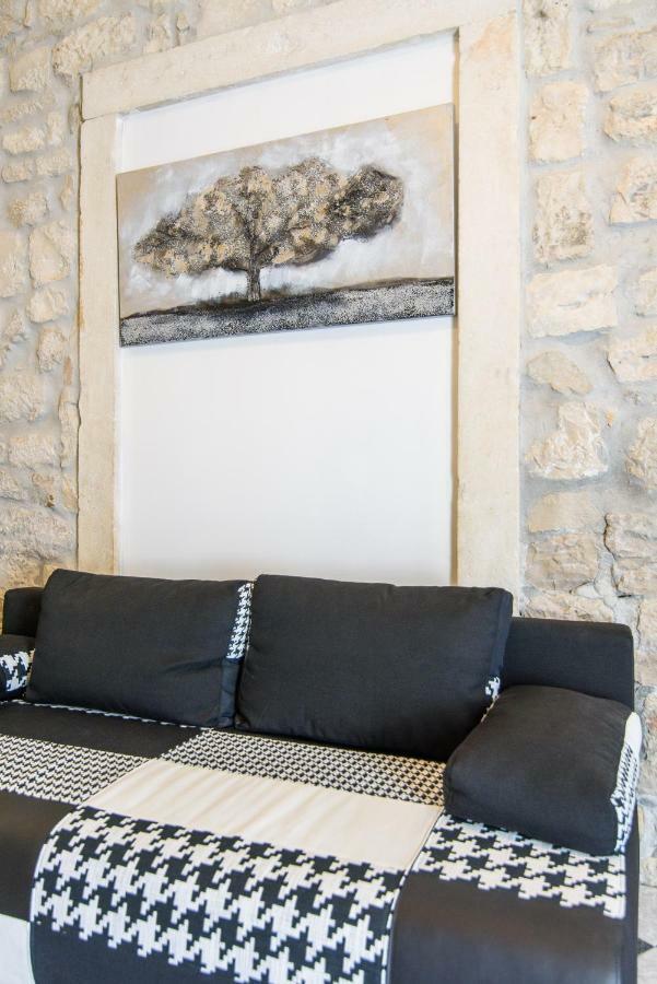 Studio Apartman REA Trogir Bagian luar foto